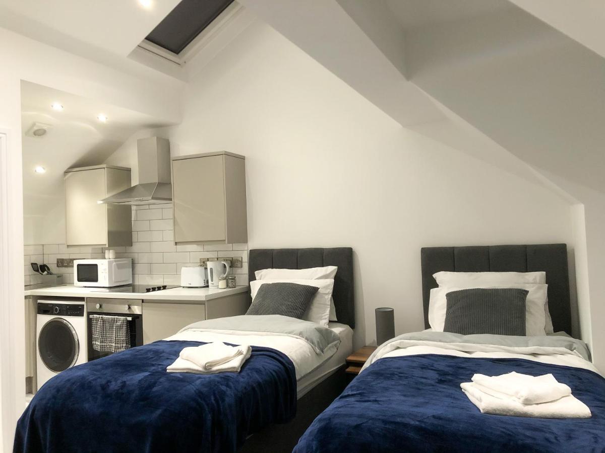 מנצ'סטר 10Min To City - Free Parking - Private Studio - Contractor Friendly מראה חיצוני תמונה